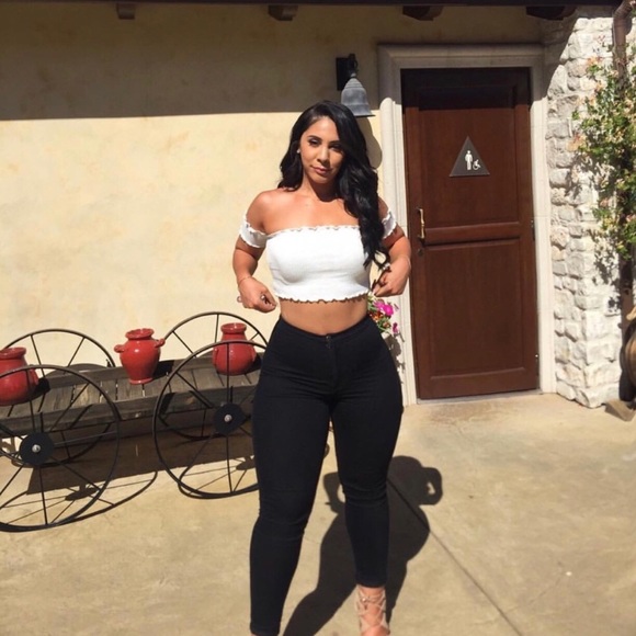 Wavy Crop Top - Rose - Picture 7 of 8